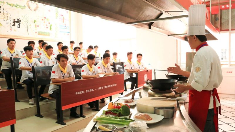 小标题：一、社区团购食材配送的重要性